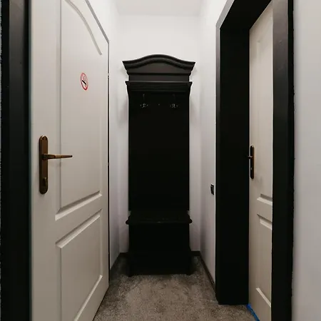 Ξενοδοχείο με διαμερίσματα Meteor Κλουζ-Ναπόκα