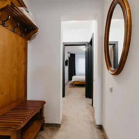 Meteor Aparthotel 3*