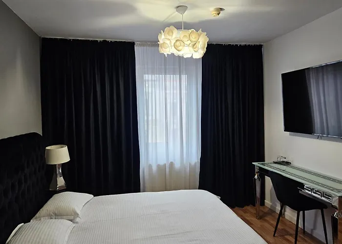 Meteor Apartmanhotel 3*